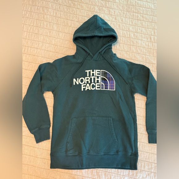 The North Face Women’s Green Hoodie - Picture 1 of 2